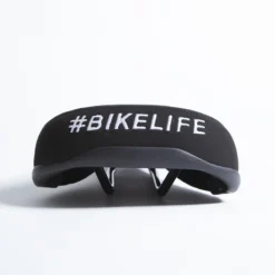 Selle BIKELIFE Noire Logo Blanc -Vélo Pièces Magasin selle bikelife noire logo blanc 2